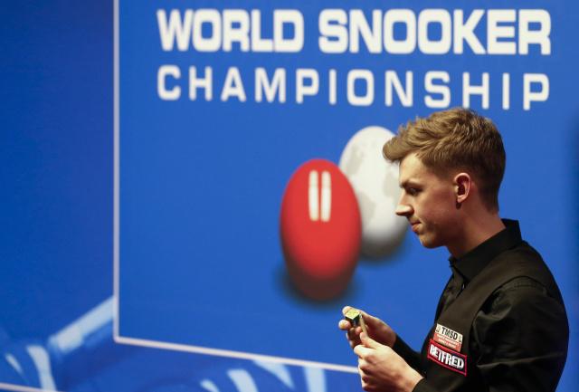 相比之下 相比之下