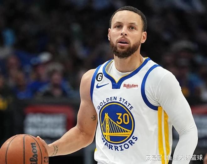 持水平上扬 持水平上扬